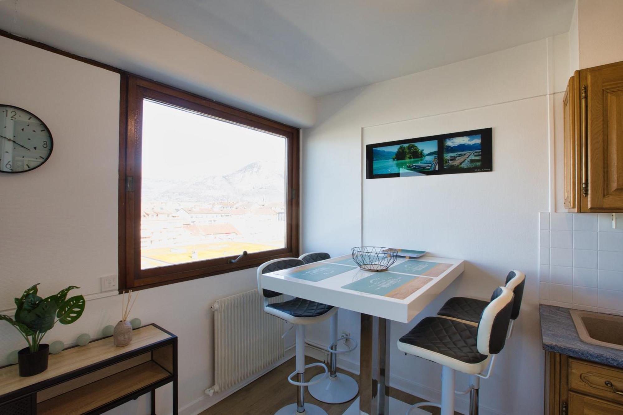 Le Sommet Citadin Avec Vue Apartment Annecy Exterior photo
